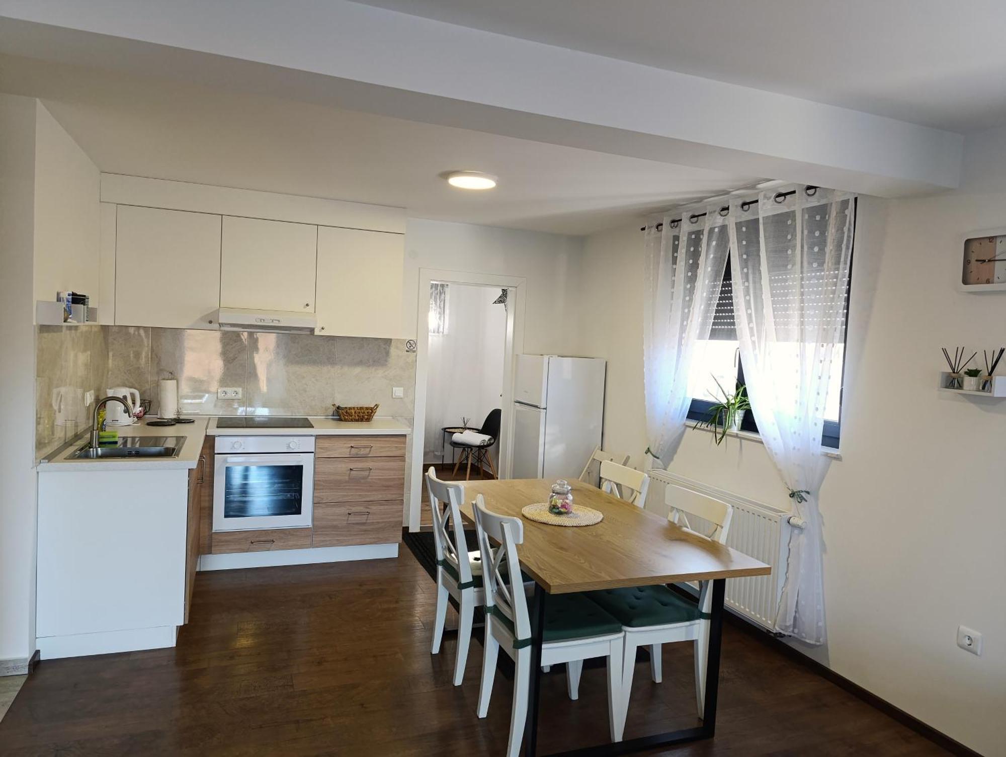 Kraljeva Hiza - Apartmani I Sobe Kralj Sveti Martin Na Muri Exterior foto